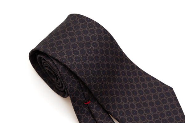 Brown basic tie with geometry 100% silk