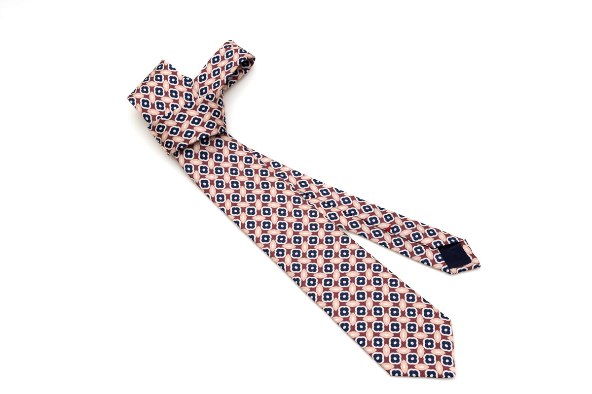 Antique pink tie in light pattern in pure silk