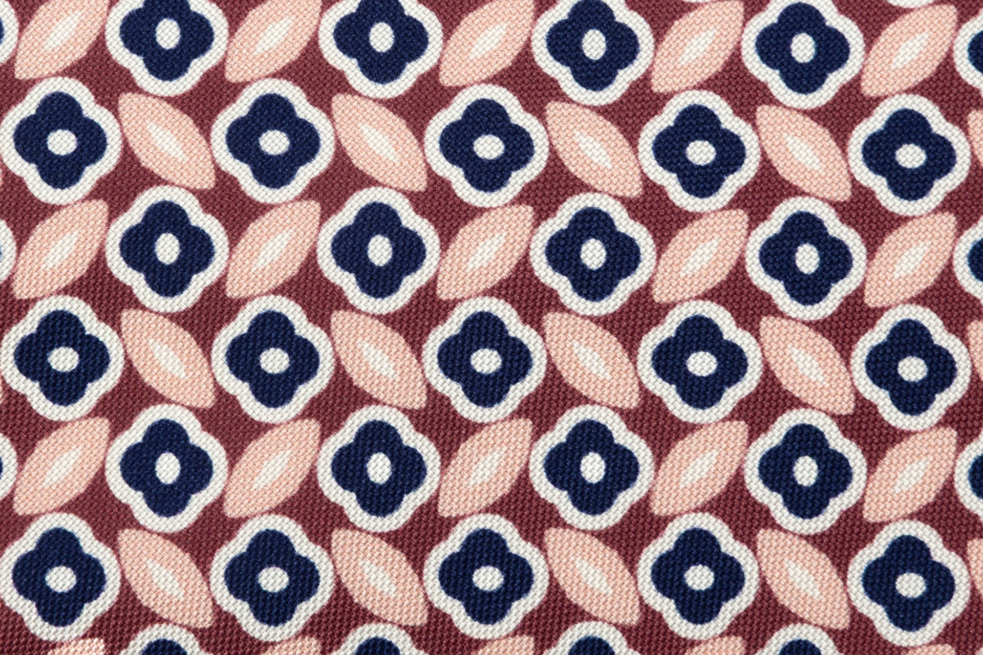 Antique pink tie in light pattern in pure silk