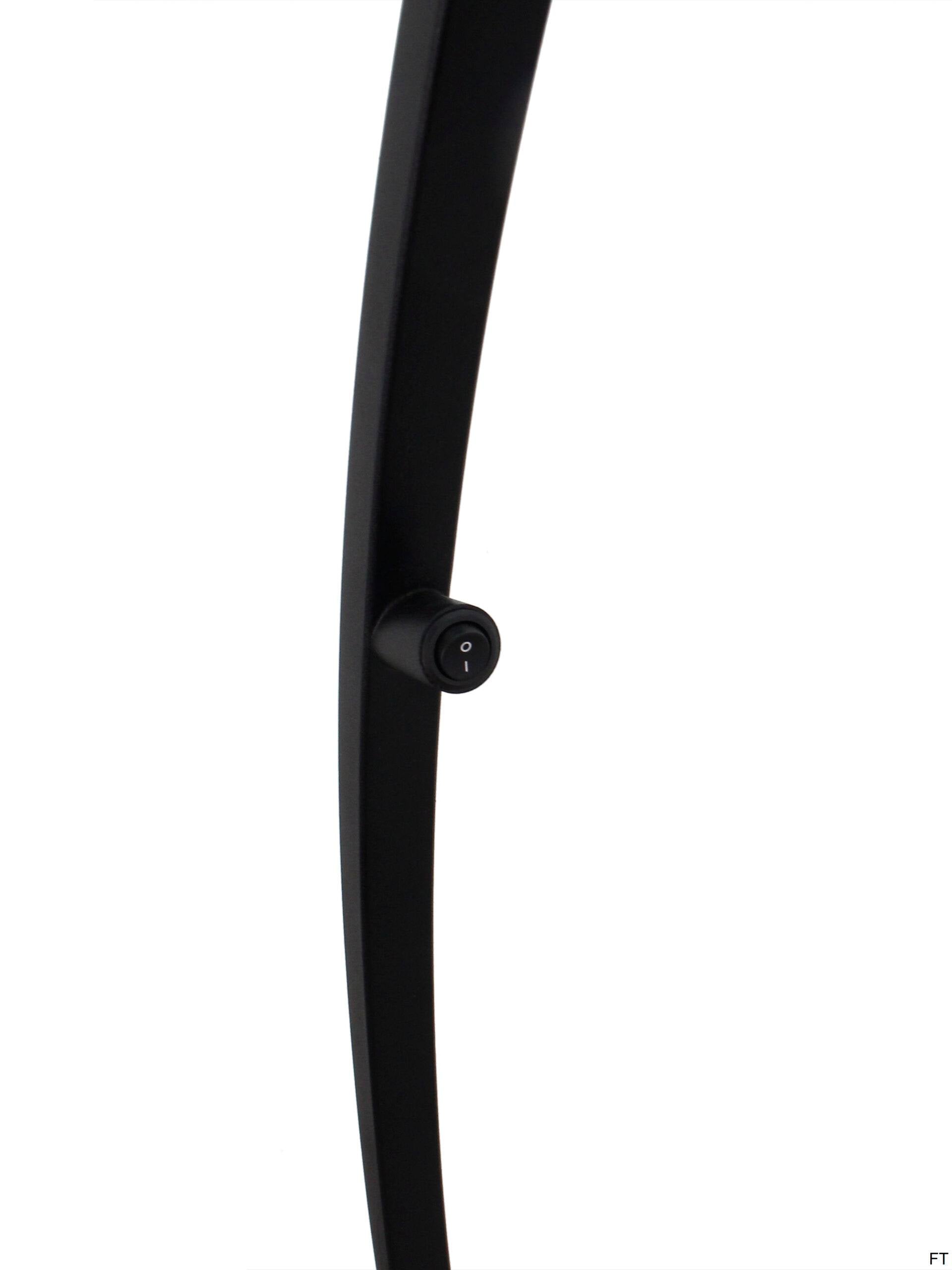 Elegante Chericoni Occhio vloerlamp, zwart design, 1 lichts, een perfecte keuze voor sfeervolle ruimtes.