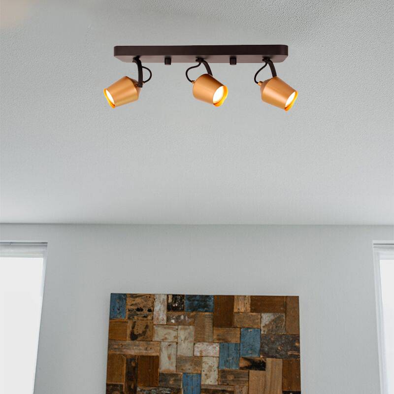 Gouden Chericoni Tavola plafondspot met 3 verstelbare lichtpunten en GU10 fitting, ideaal voor stijlvolle verlichting.
