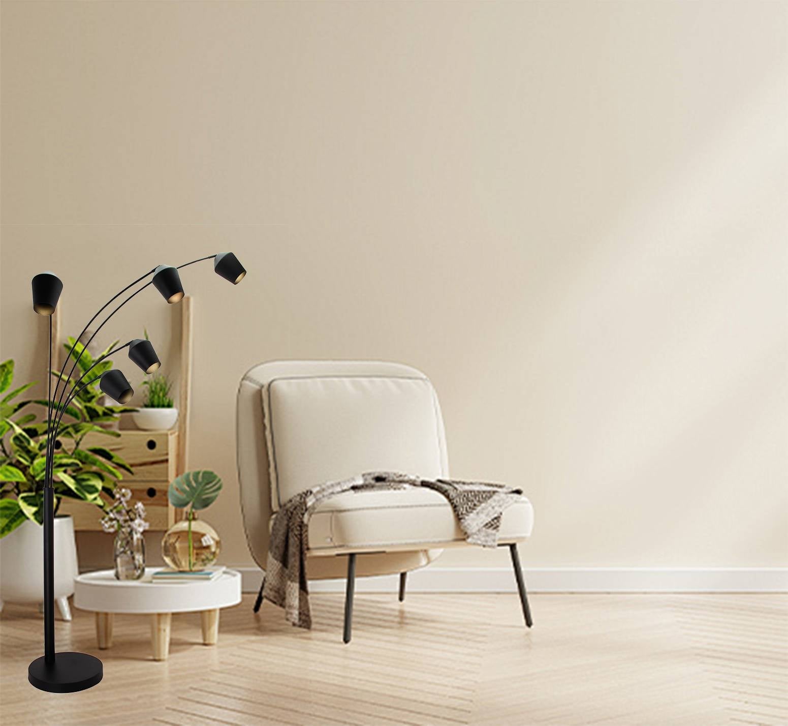 Zwarte Chericoni Tavola vloerlamp, 5 lichts met E27 fitting, perfect voor sfeervolle verlichting in grotere ruimtes.

