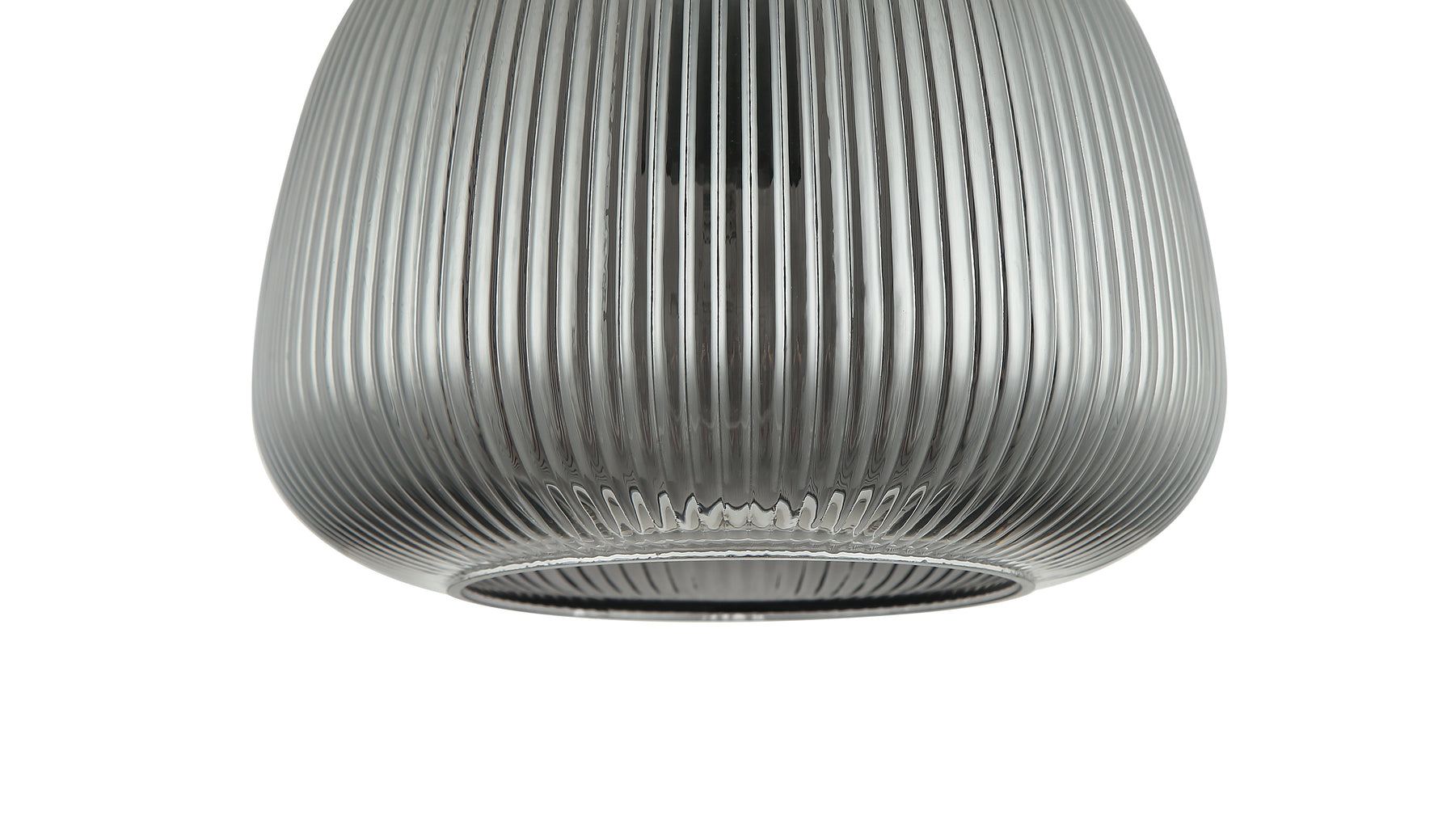 Vooraanzicht van de Chericoni Bra hanglamp van glas met één lichtbron, die elegantie en modern design in elke ruimte toevoegt.