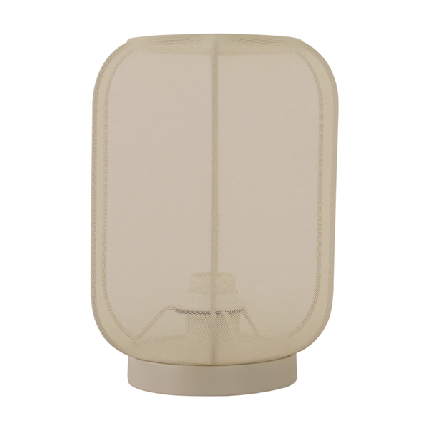 Sfeervolle Lecce tafellamp die warm licht geeft in een minimalistisch interieur.