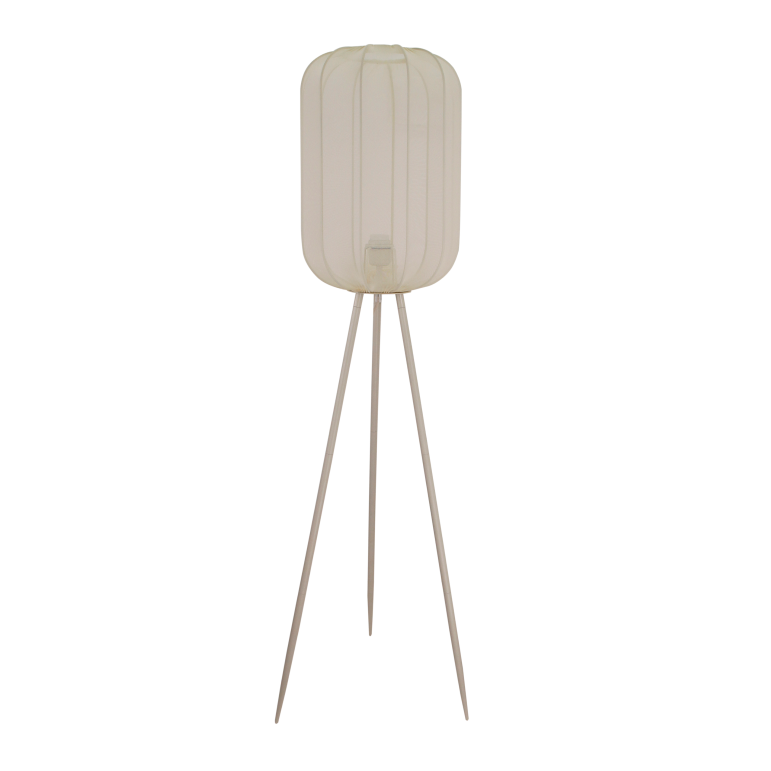 Chericoni Lecce vloerlamp met natuurlijke textiele kap, passend in een Japandi interieur.