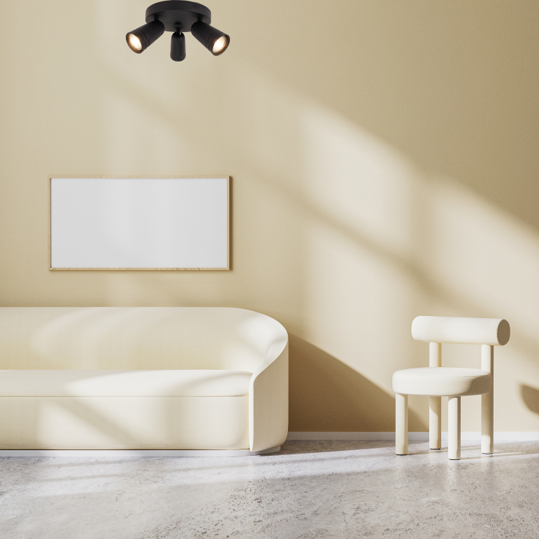 Minimalistische zwarte Chericoni Spero spotlamp met drie lichtpunten, Ø6 cm.