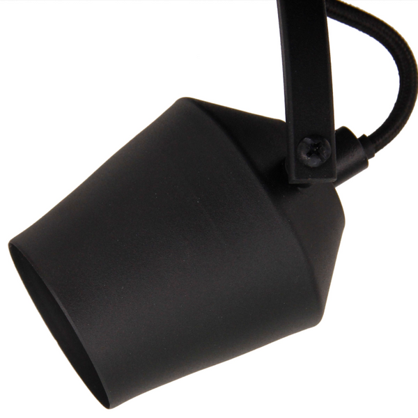 Chericoni Tavola Plafondspot in zwart en met drie verstelbare spots.