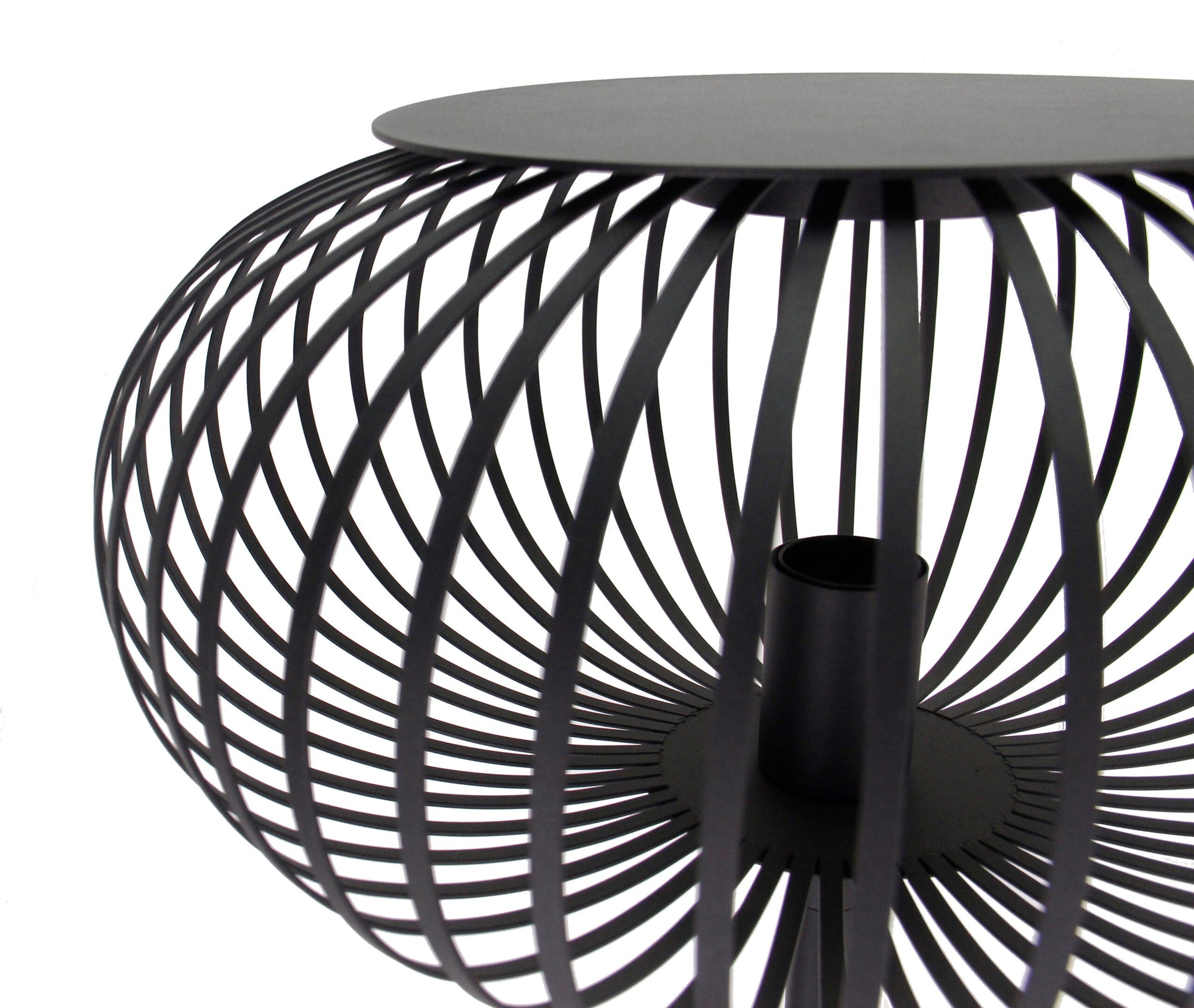 Vloerlamp Chericoni Curvato, zwart, Ø40 cm, verstelbare hoogte van 59 tot 143 cm. Modern design voor sfeervolle verlichting.