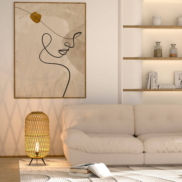 De Nature Diagonaal Vloerlamp (Ø35 cm) combineert bamboe met een strak, zwart design.