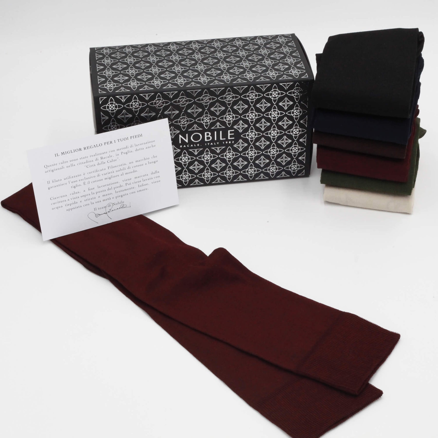 Boîte de Chaussettes Longues en Chiffon en Filoscozia® - 6 Paires de Couleurs Mélangées