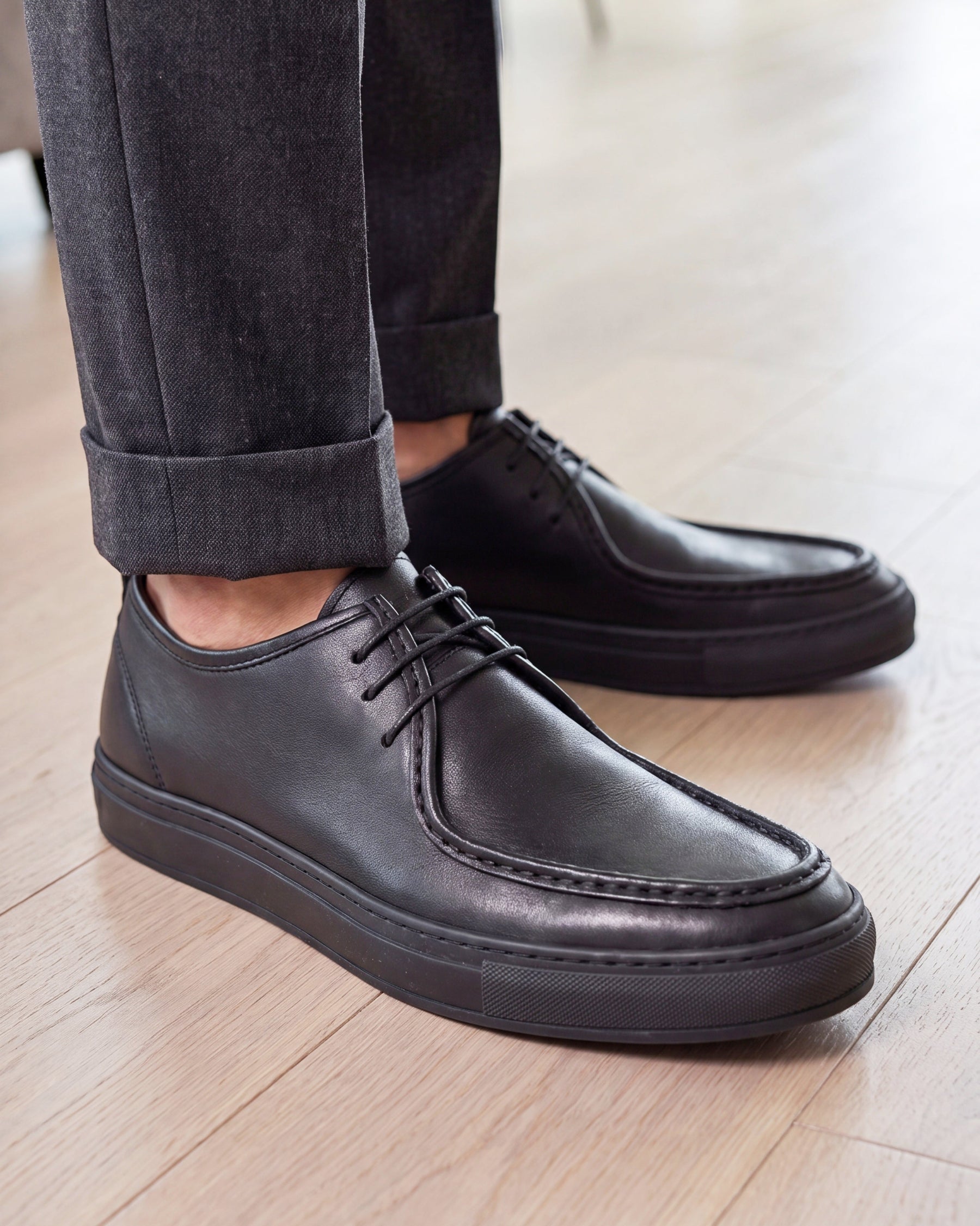CISTERNINO - Full Black Leather