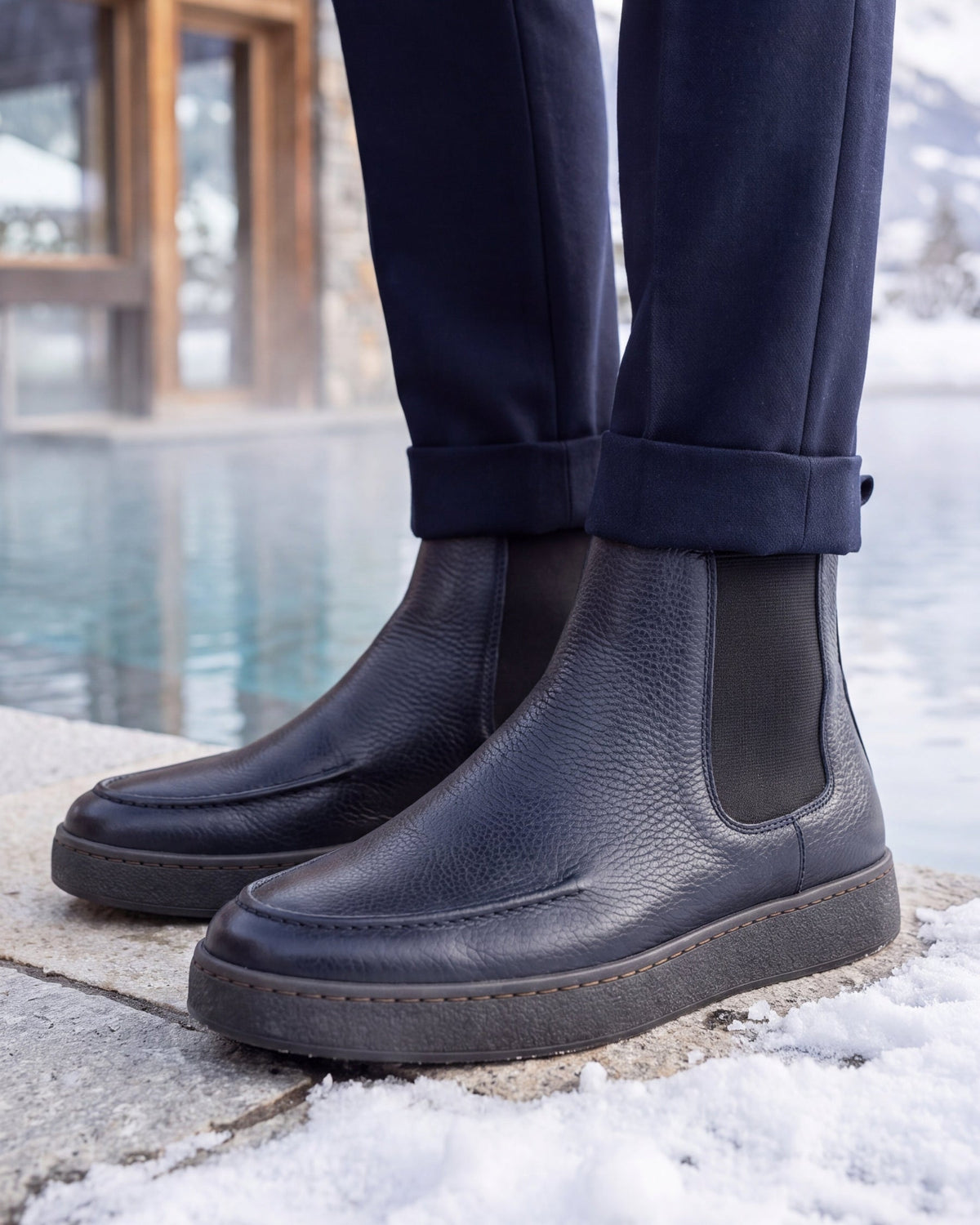Cortina - Navy Leather