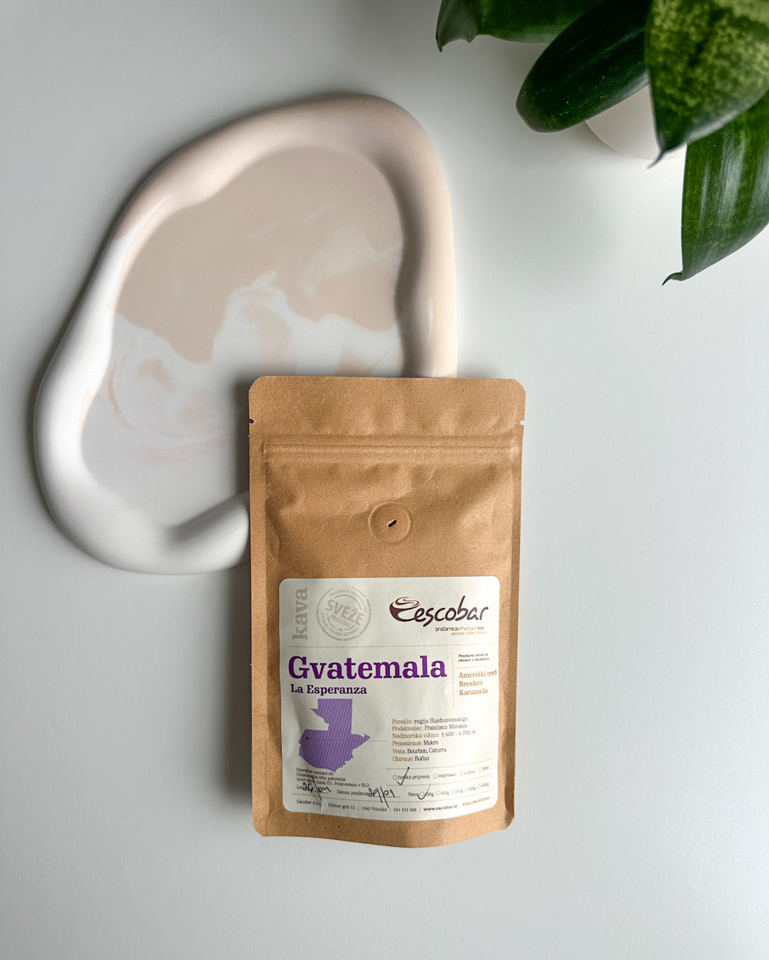 Coffee Escobar Guatemala LA ESPERANZA | aroma: American walnut, peach, caramel