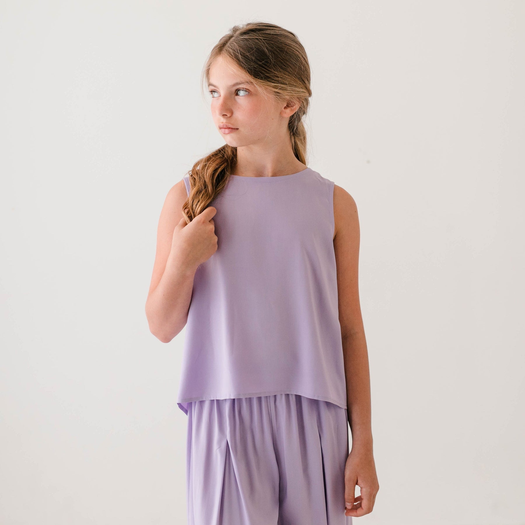 VISCOSITY TOP WITH LARGE BOW ON THE BACK