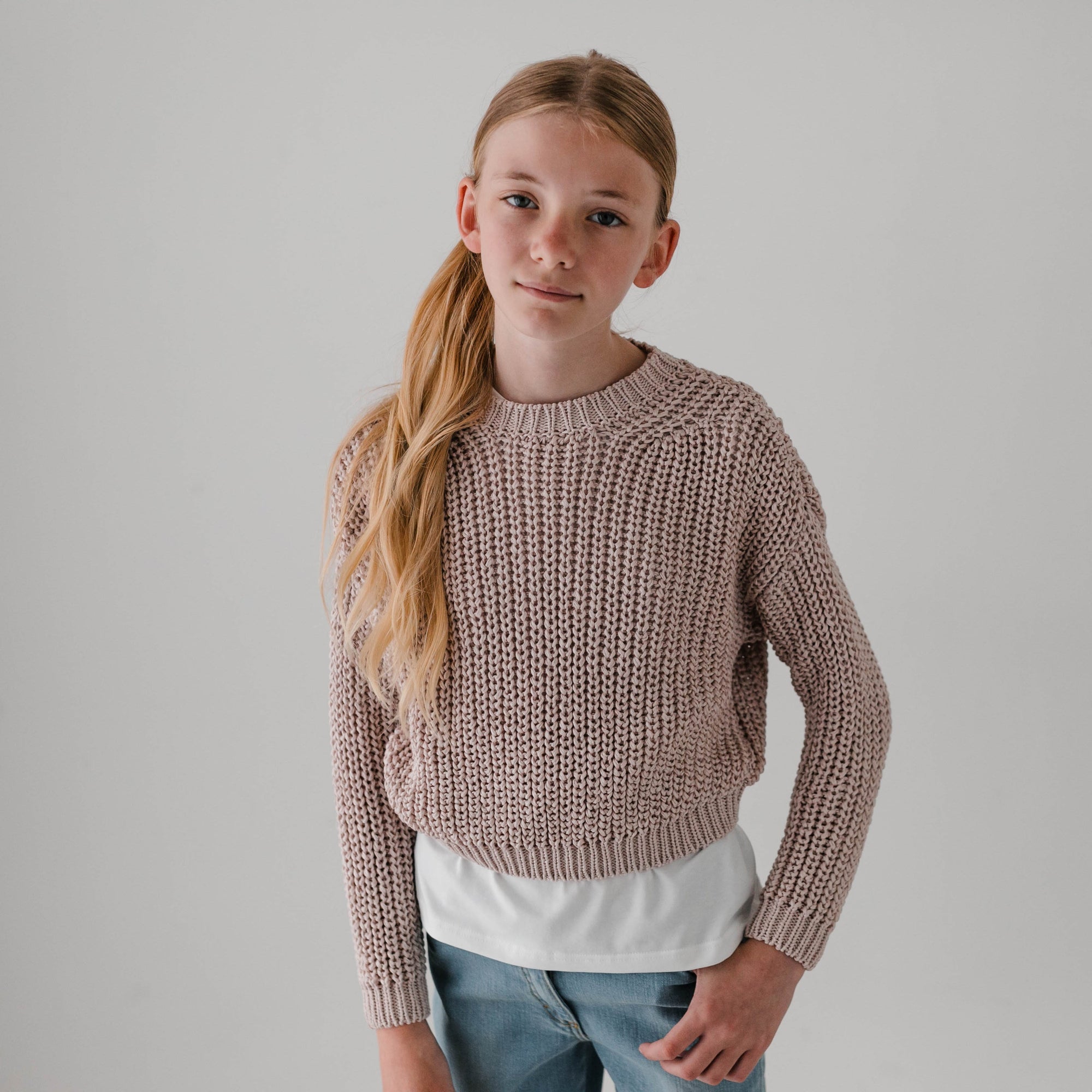 KNIT PULLOVER WITH LOOSE STITCHES