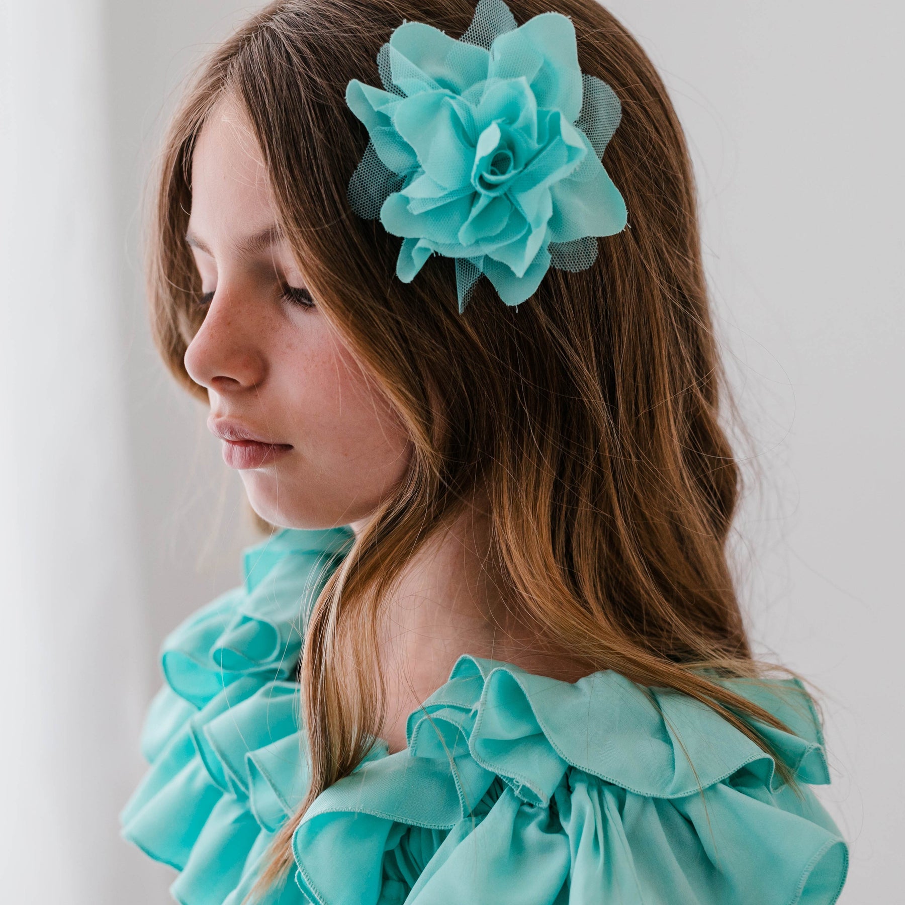 CLIP WITH FLOWER IN VISCOSE