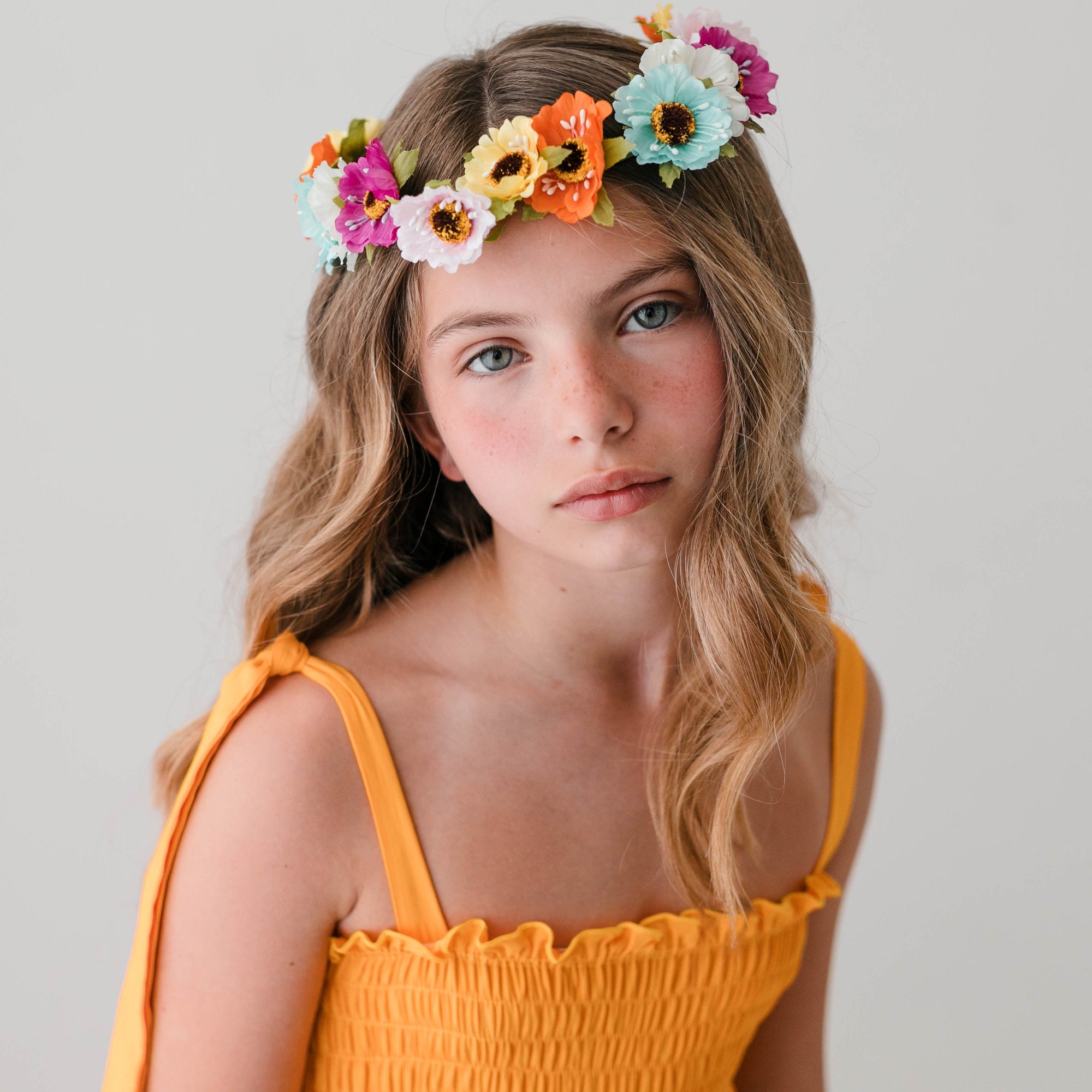 MULTICOLOR CROWN