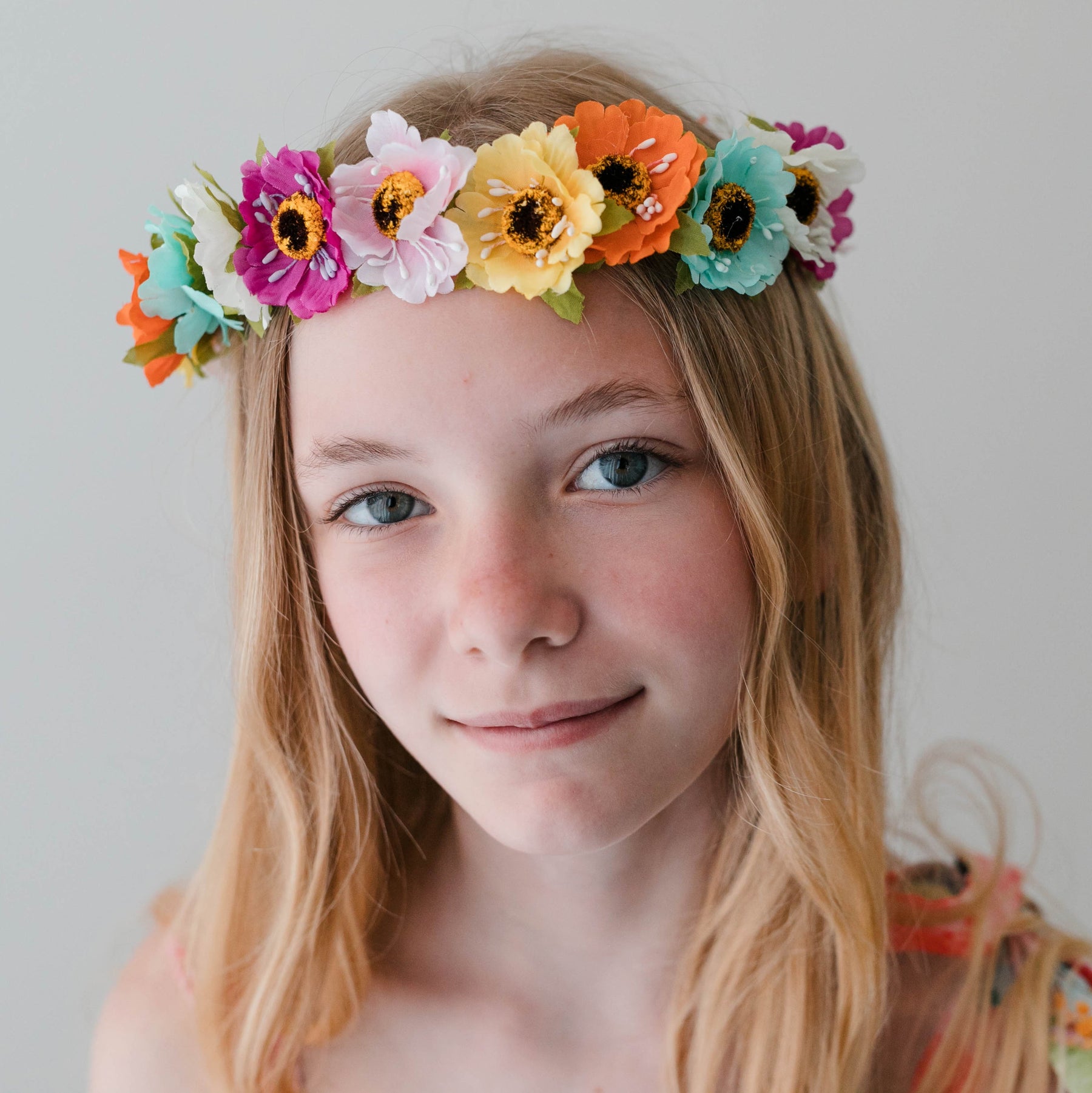 MULTICOLOR CROWN