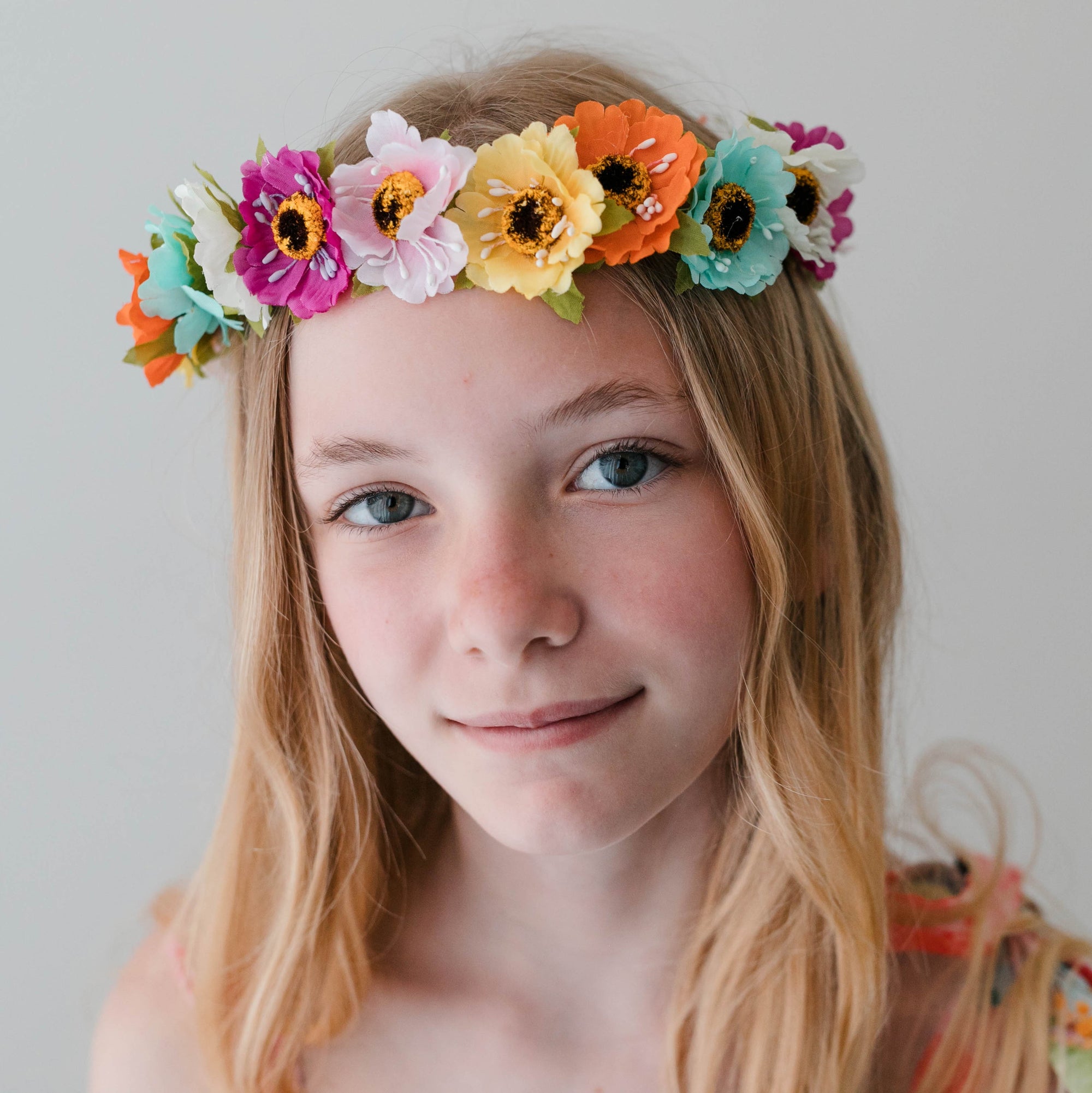 MULTICOLOR CROWN