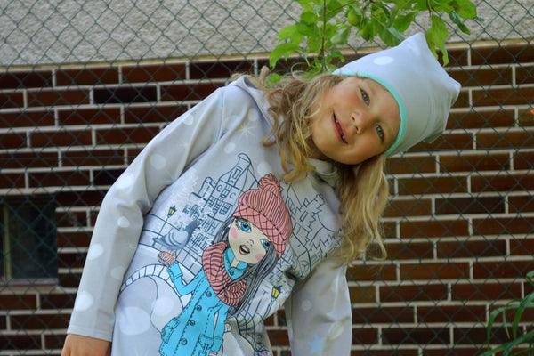 light gray cap