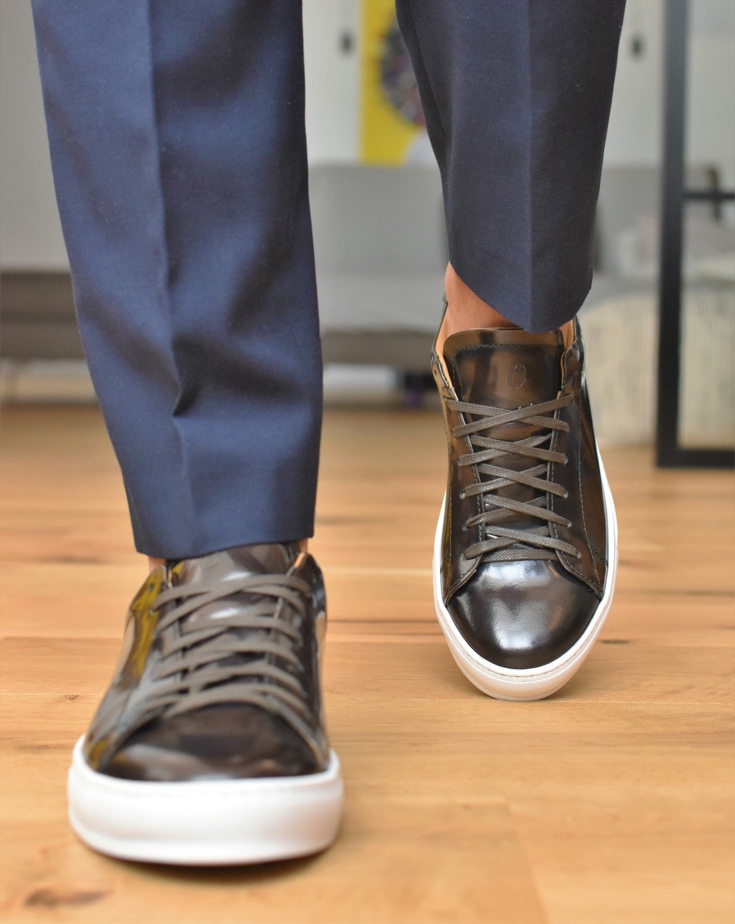 OSTUNI - Bruin Schuurmiddel