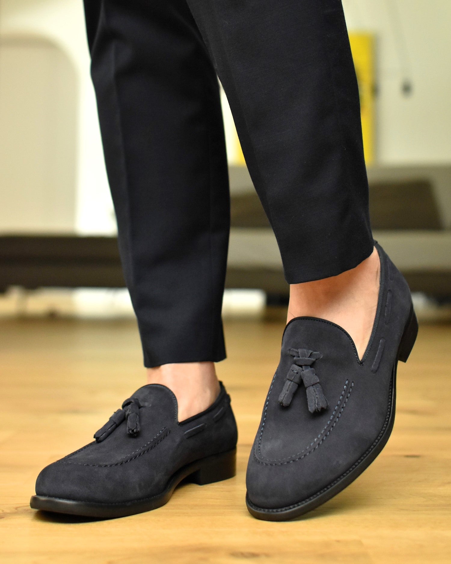 SAVELLETRI - Navy Suede