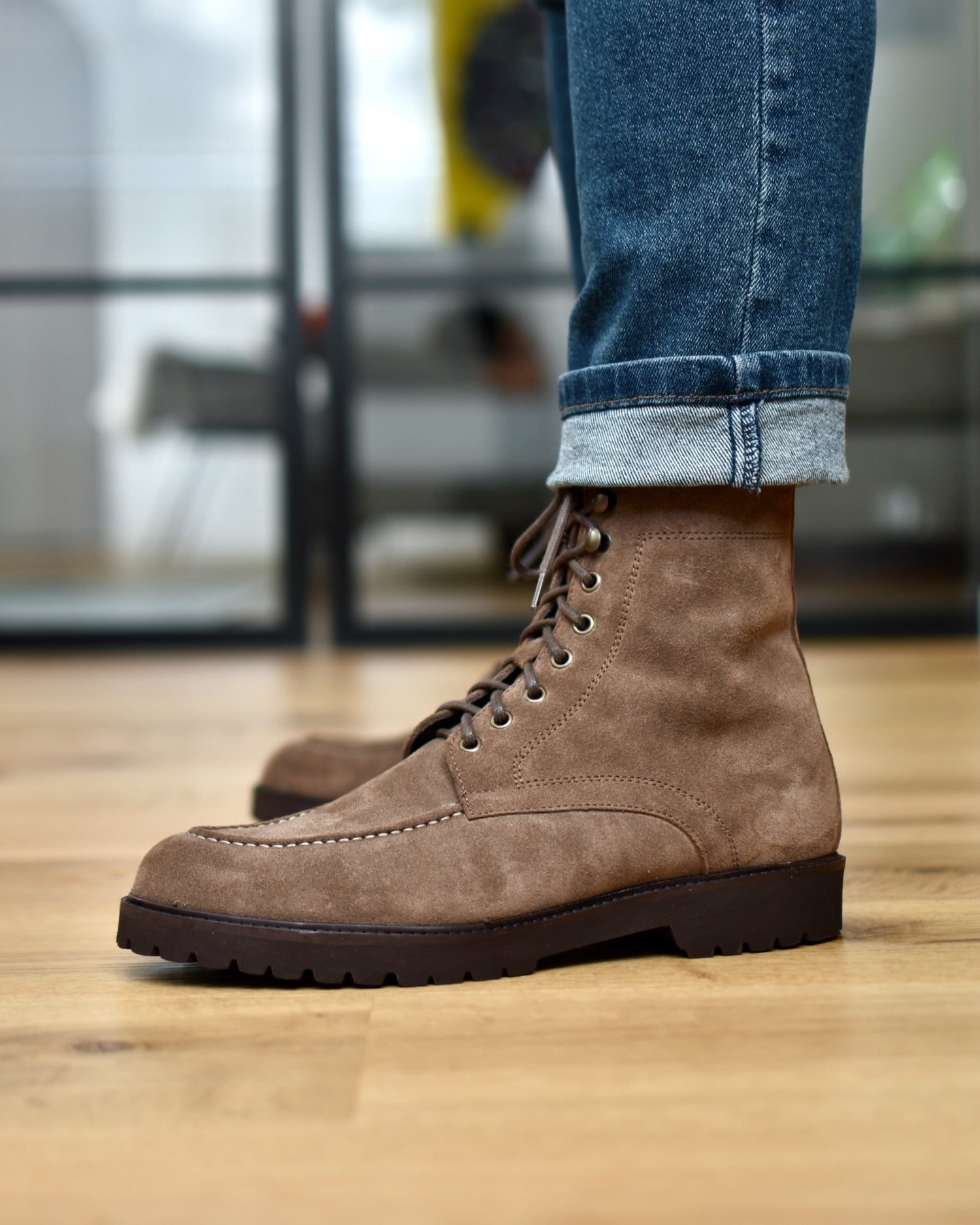 FASANO - Taupe Suede