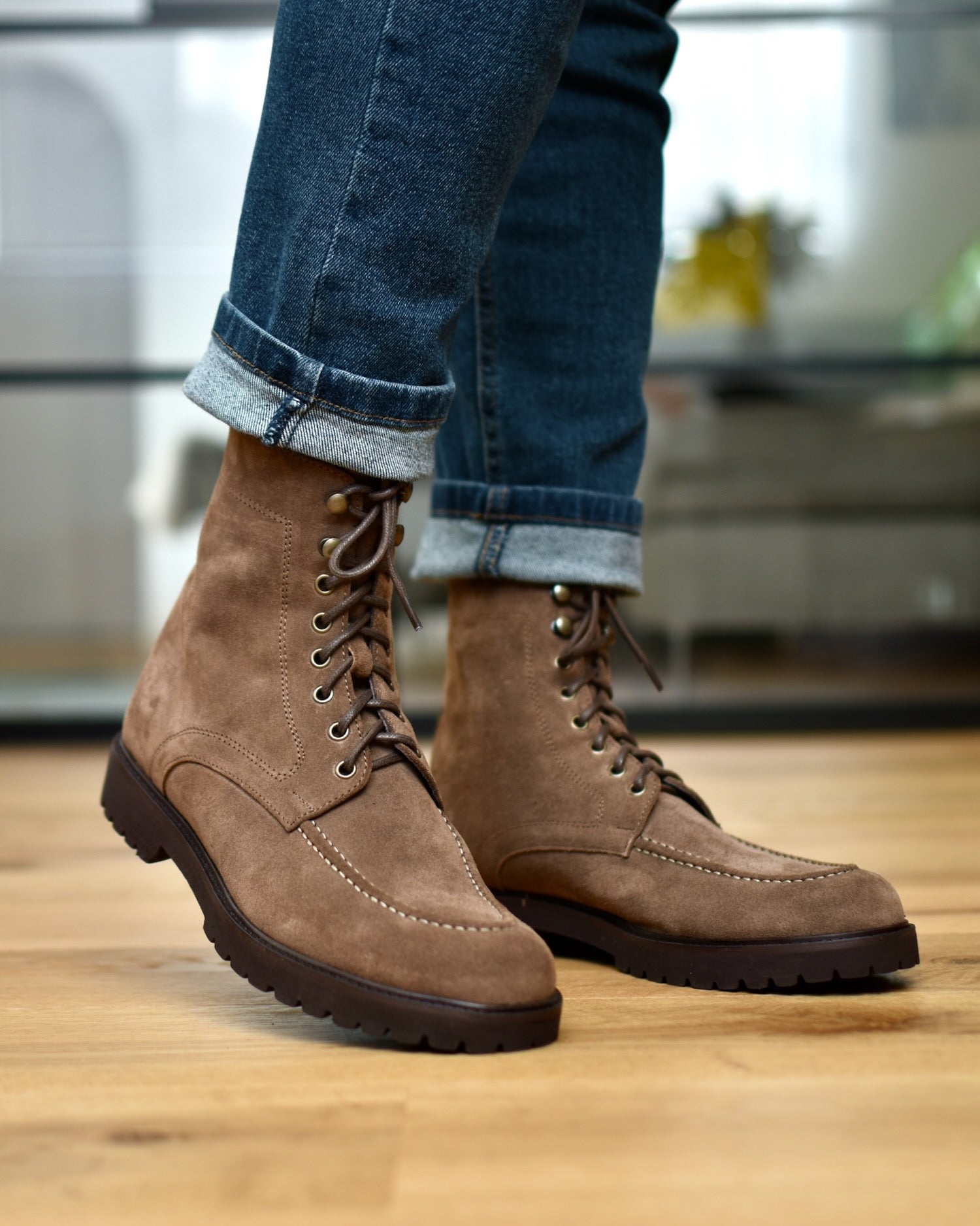 FASANO - Taupe Suede