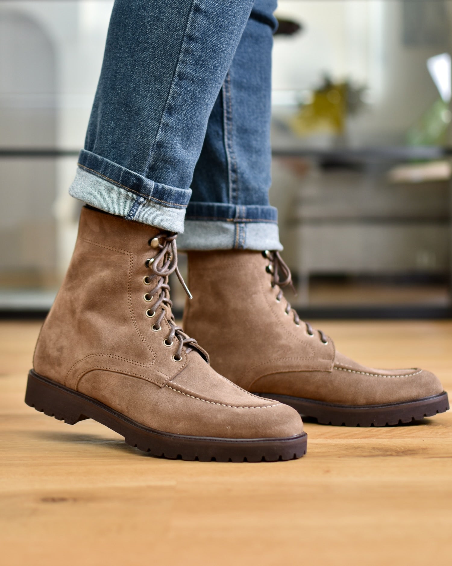 FASANO - Taupe Suede