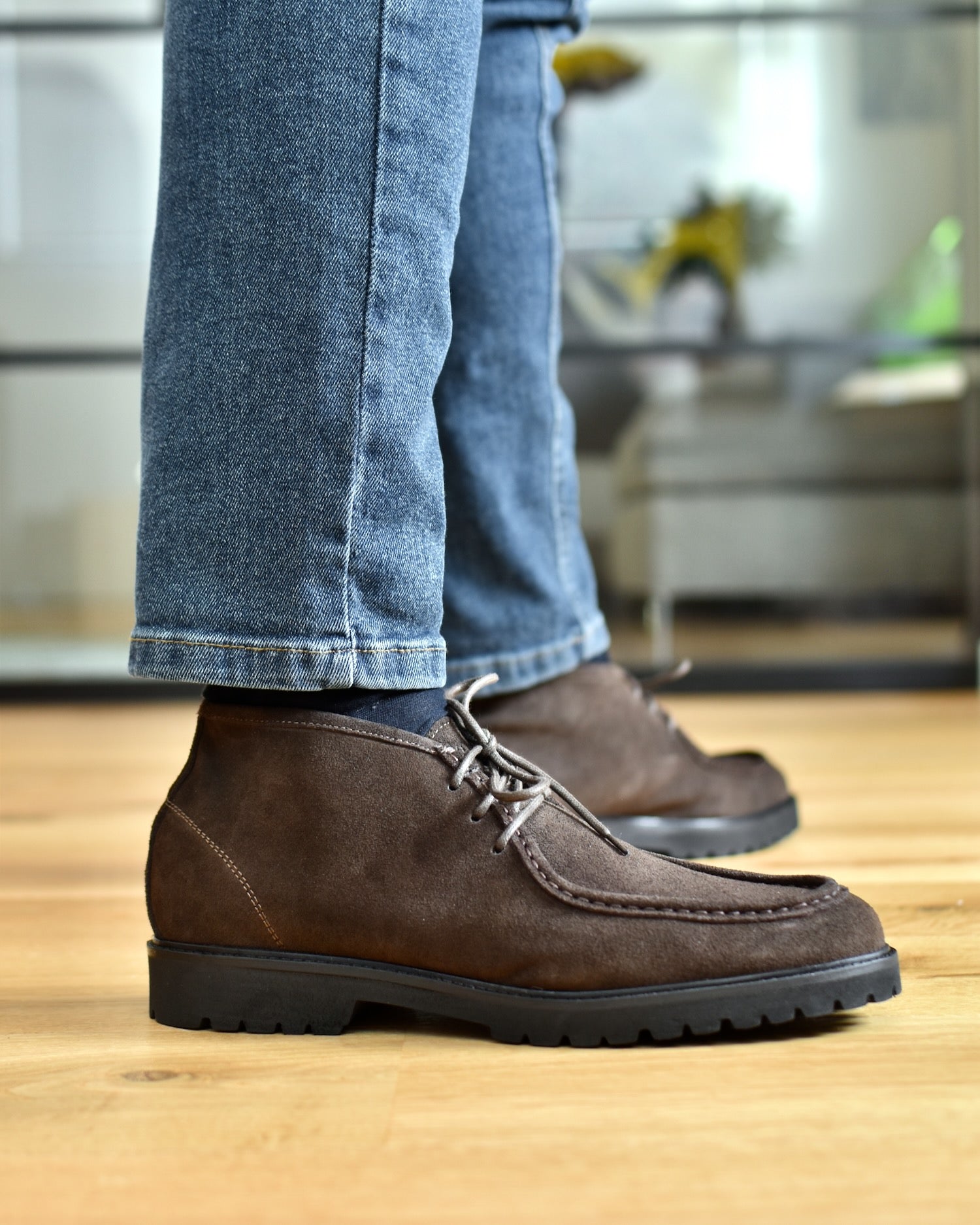 ALBEROBELLO - Brown Suede