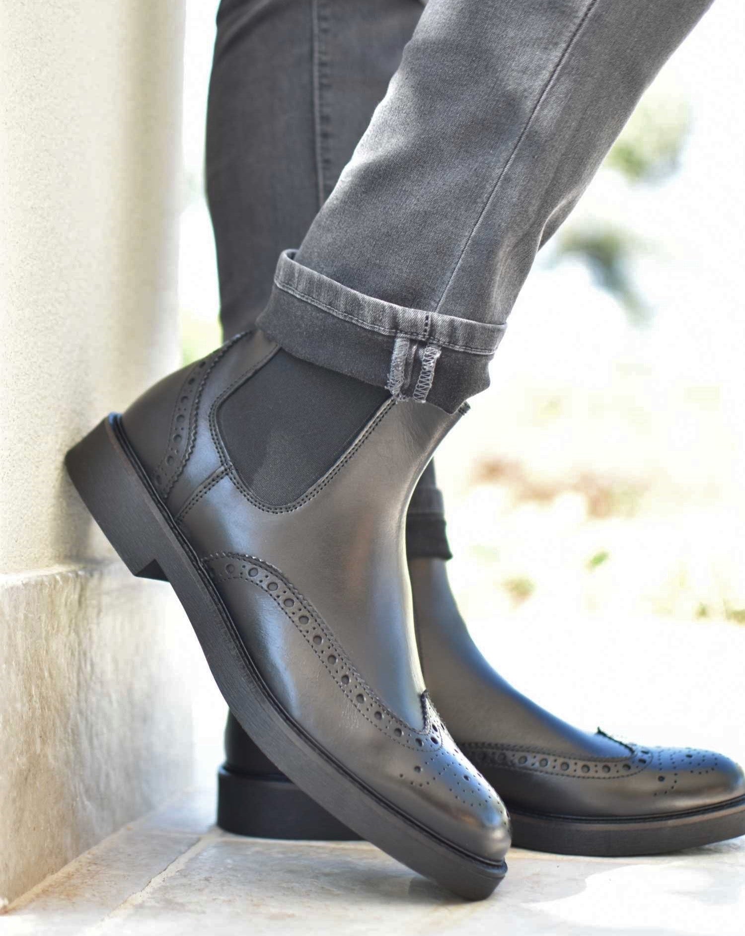 MURAT - Black