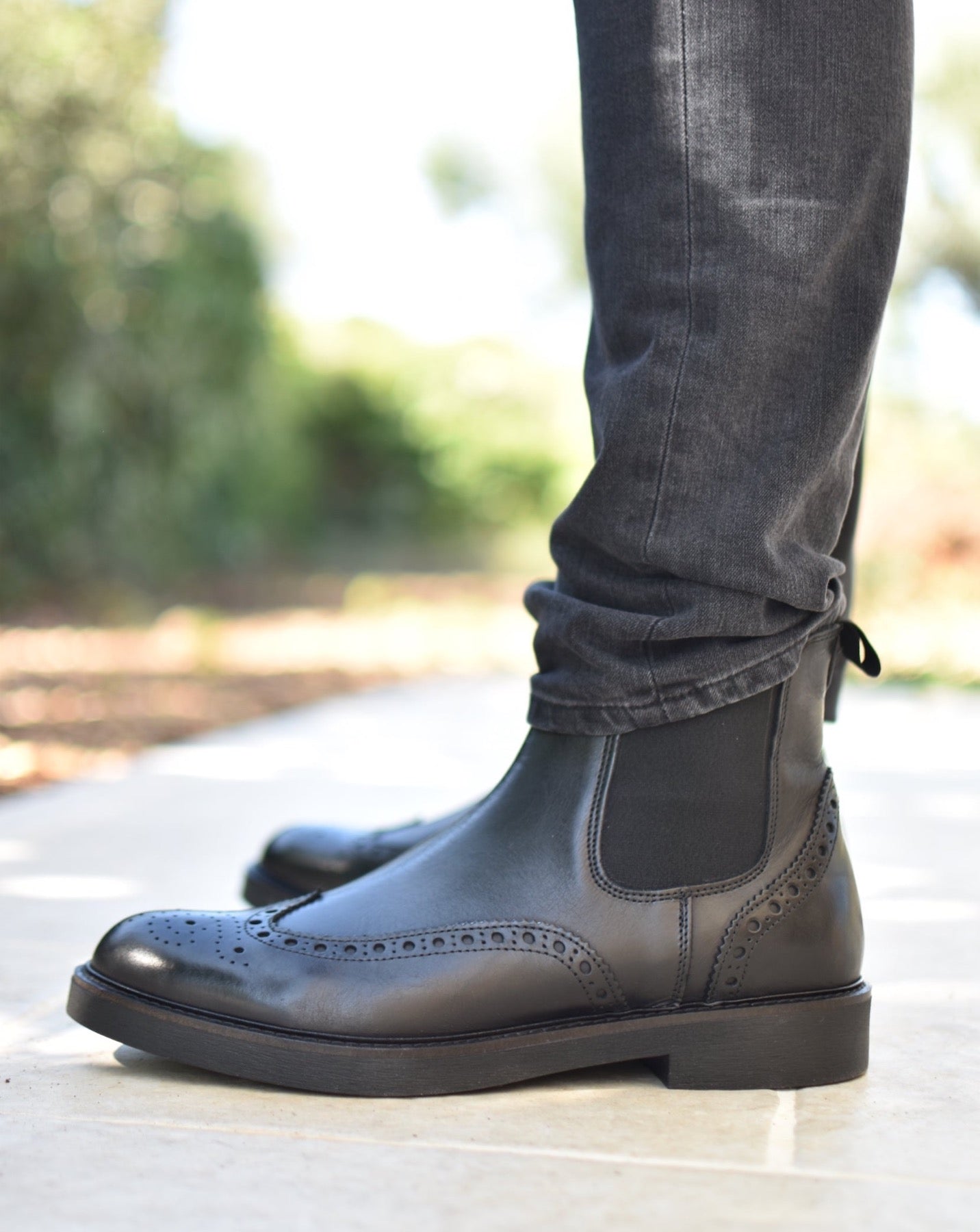 MURAT - Black