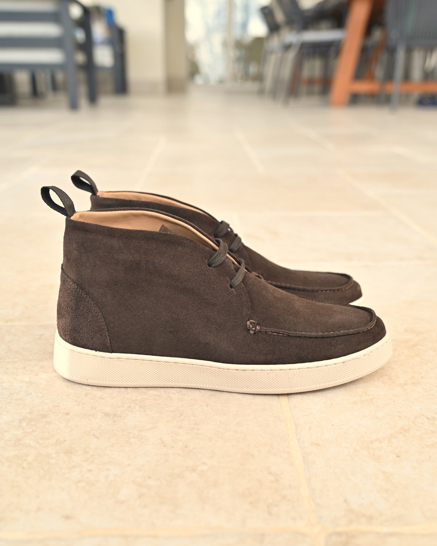 LEUCA - Smeđi Suede