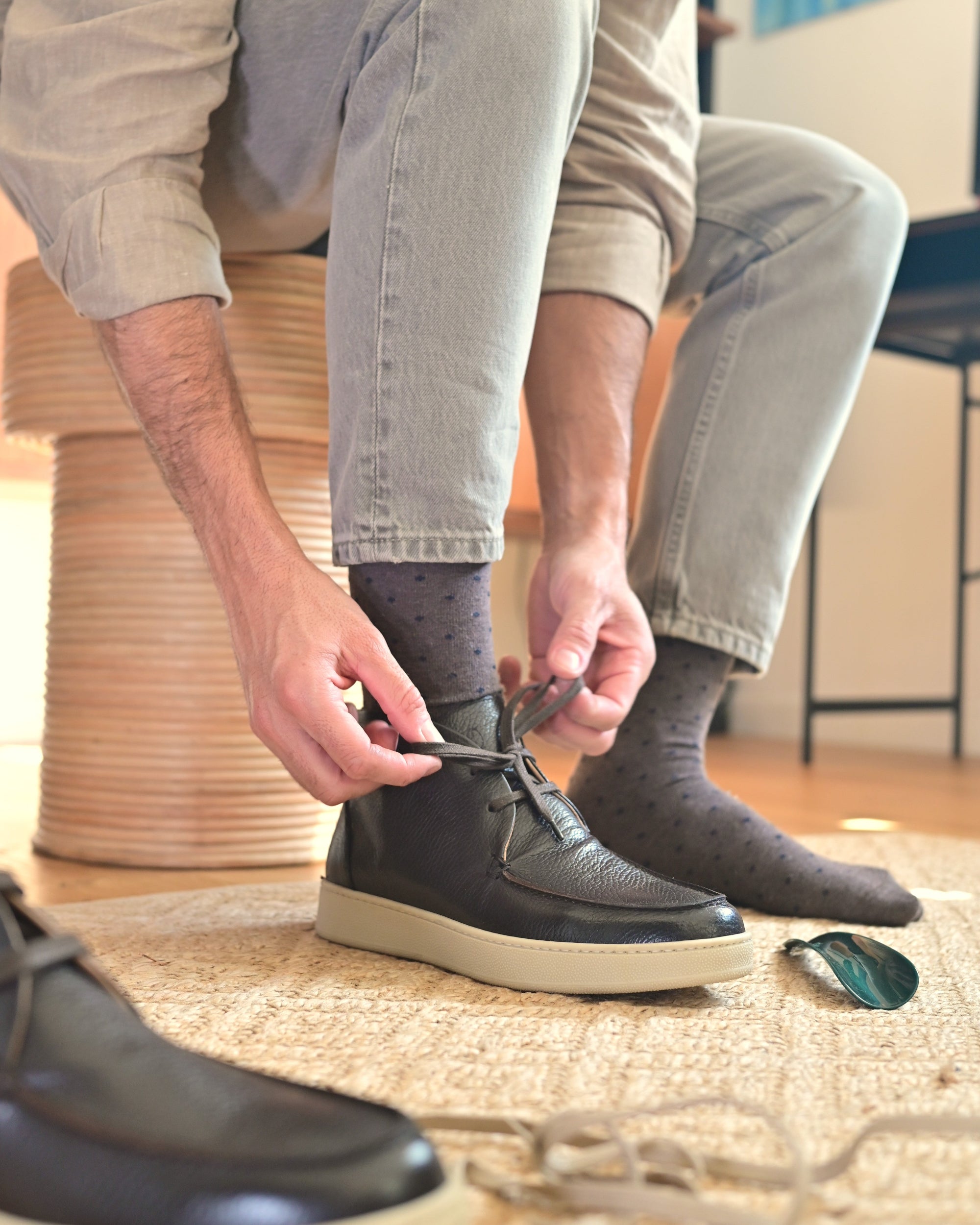 LEUCA - Brown Leather