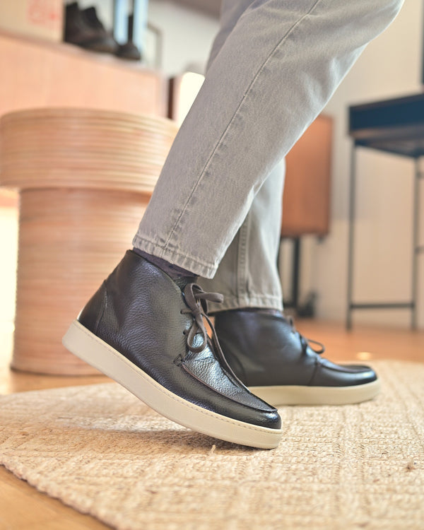 LEUCA - Brown Leather