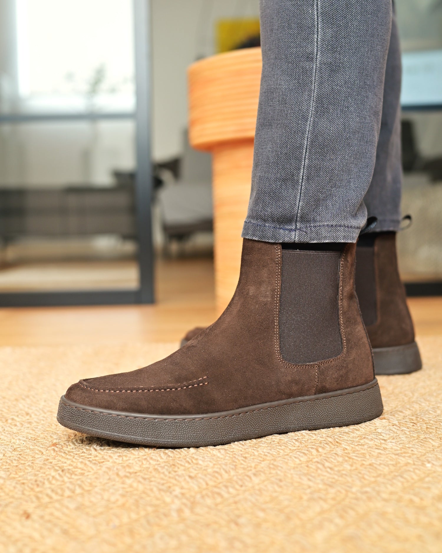 Cortina - Brown Suede