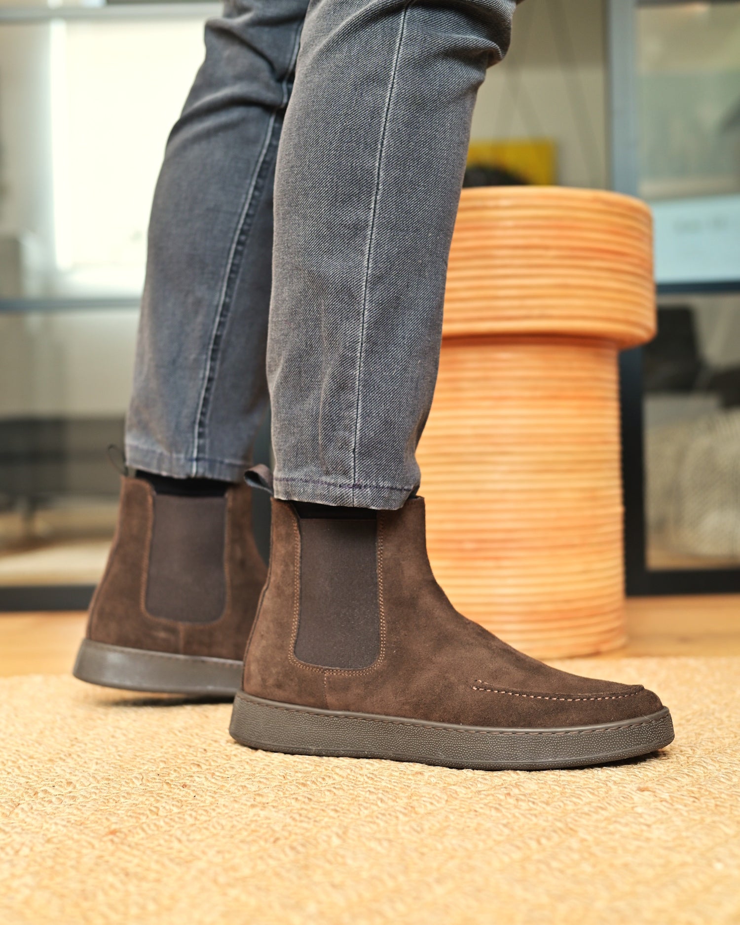 Cortina - Brown Suede