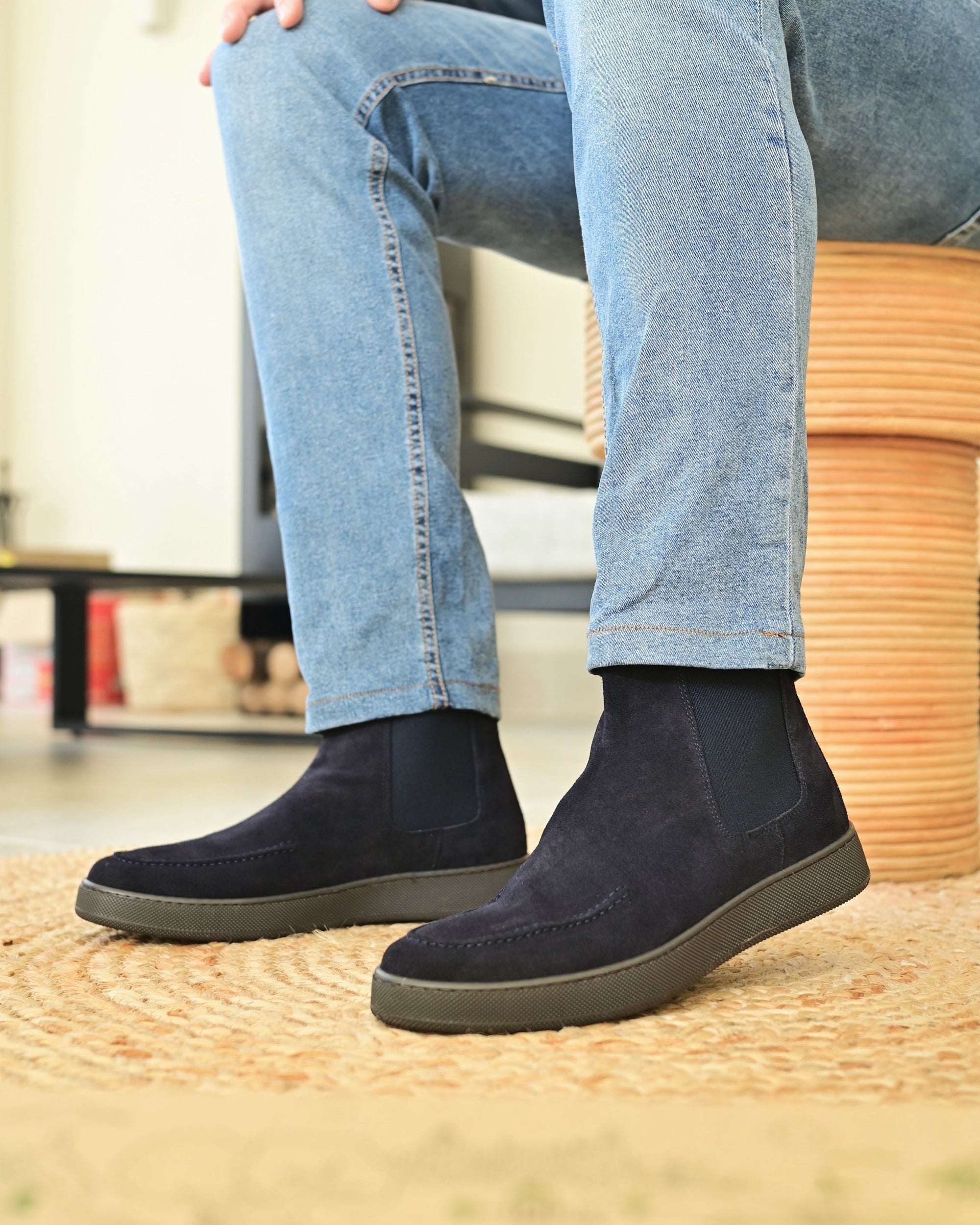 Cortina - Navy Suede