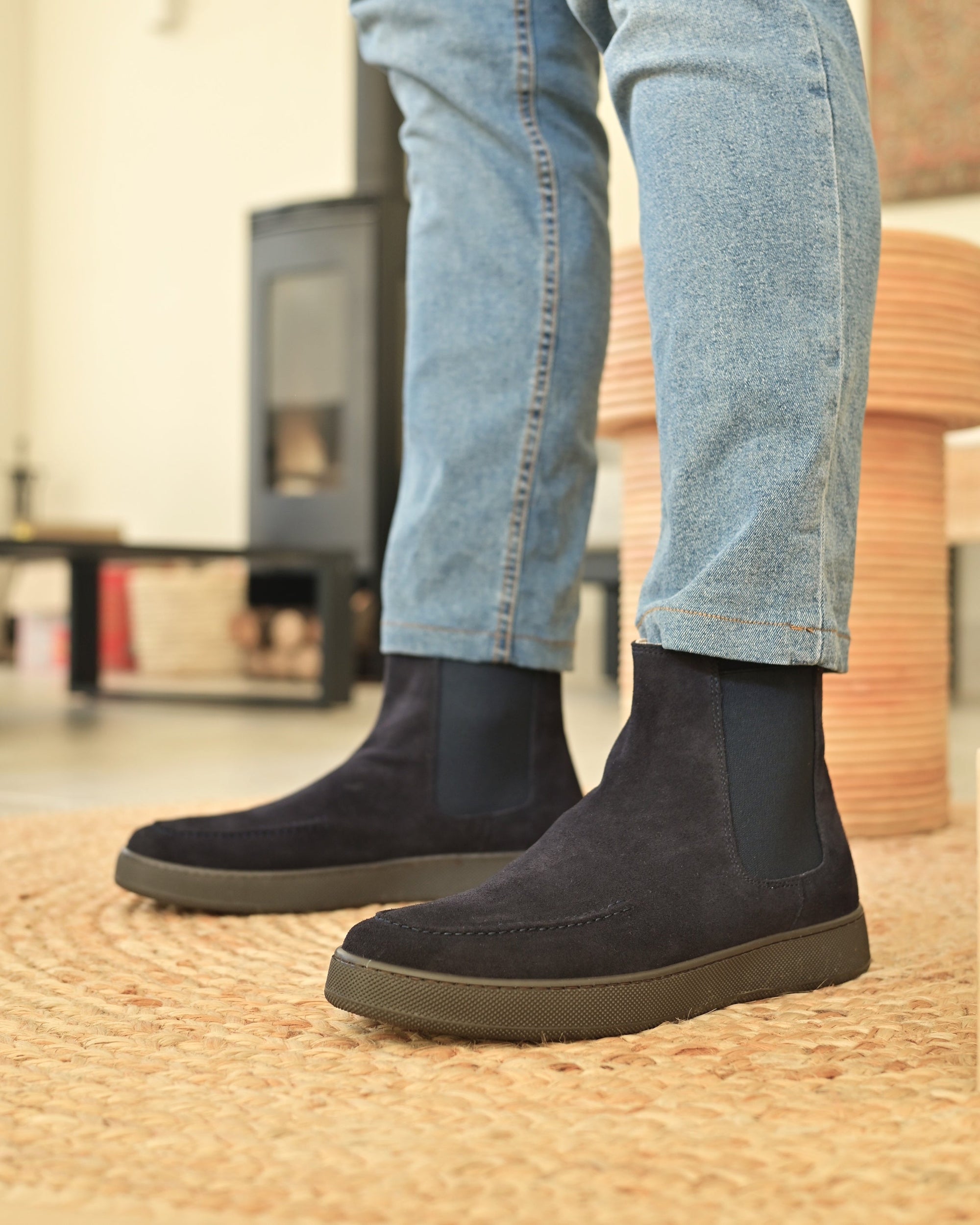 Cortina - Navy Suede