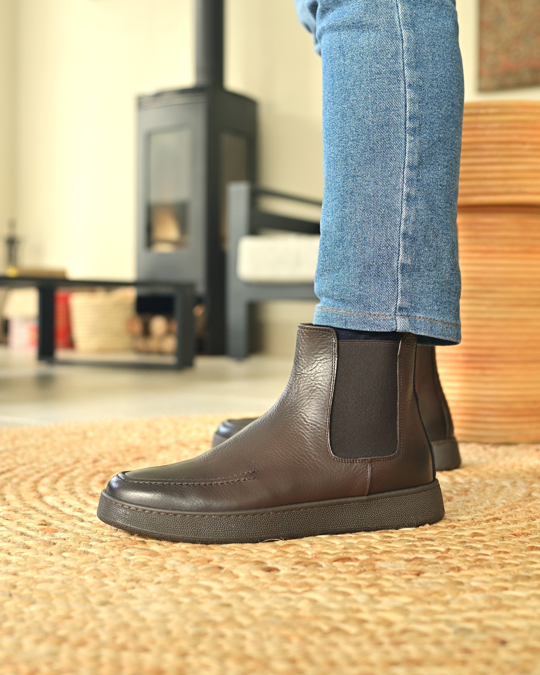 Cortina - Brown Leather