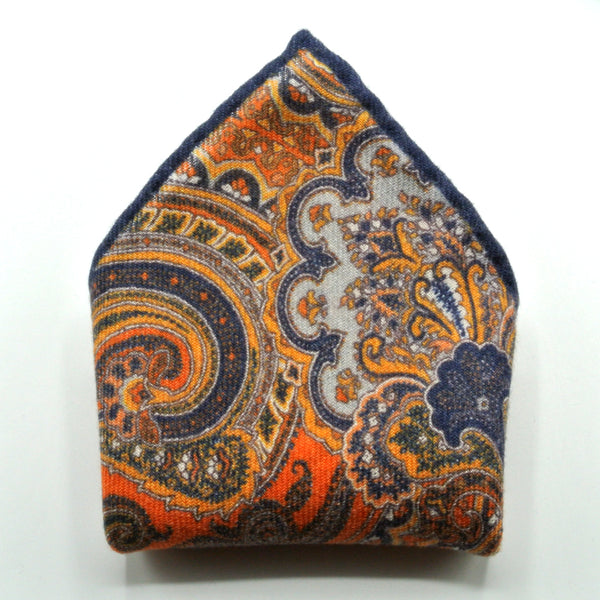 Orange pouch in pure wool
