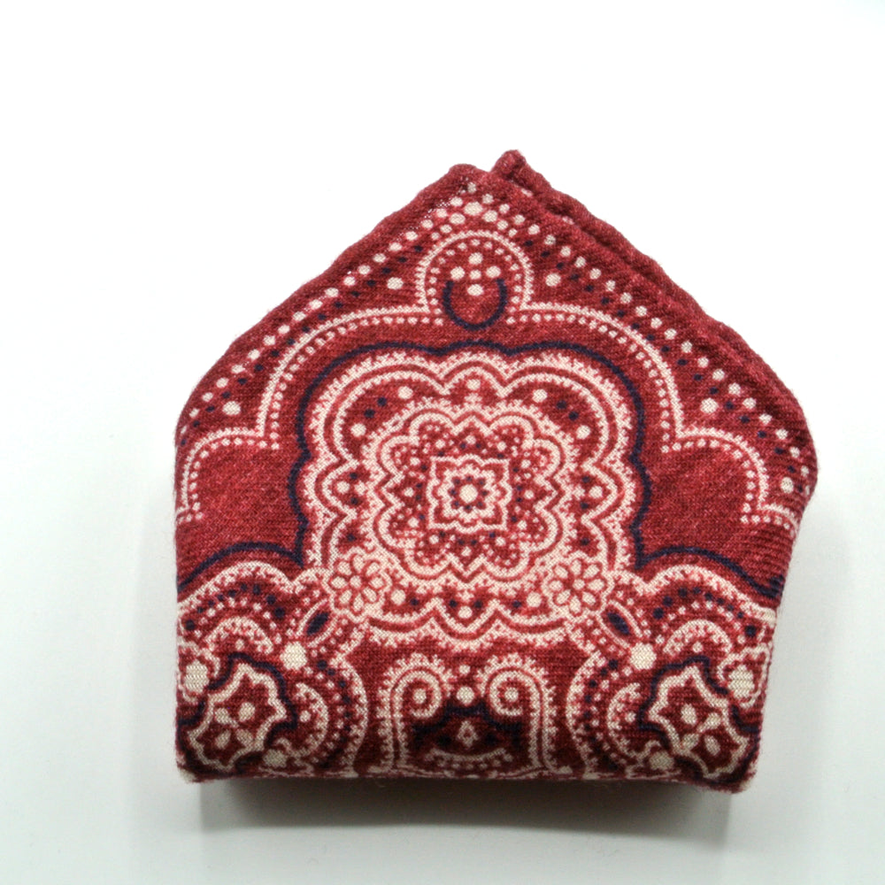 Burgundy pouch in pure wool