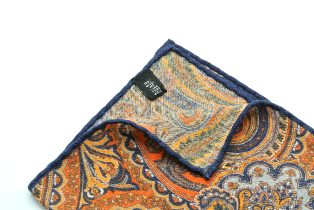 Orange pouch in pure wool