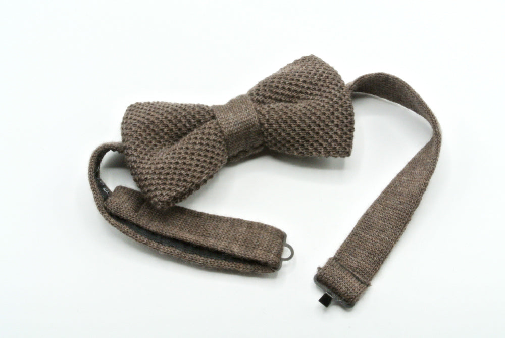 Bruine pure wollen strik