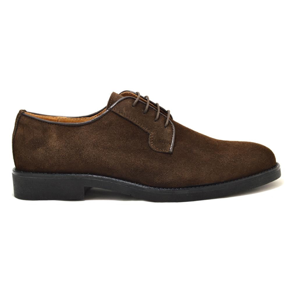 Italy Derby Shoes in brown suede with a black rubber sole, Piacenza