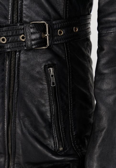 Details Milou zwart jas