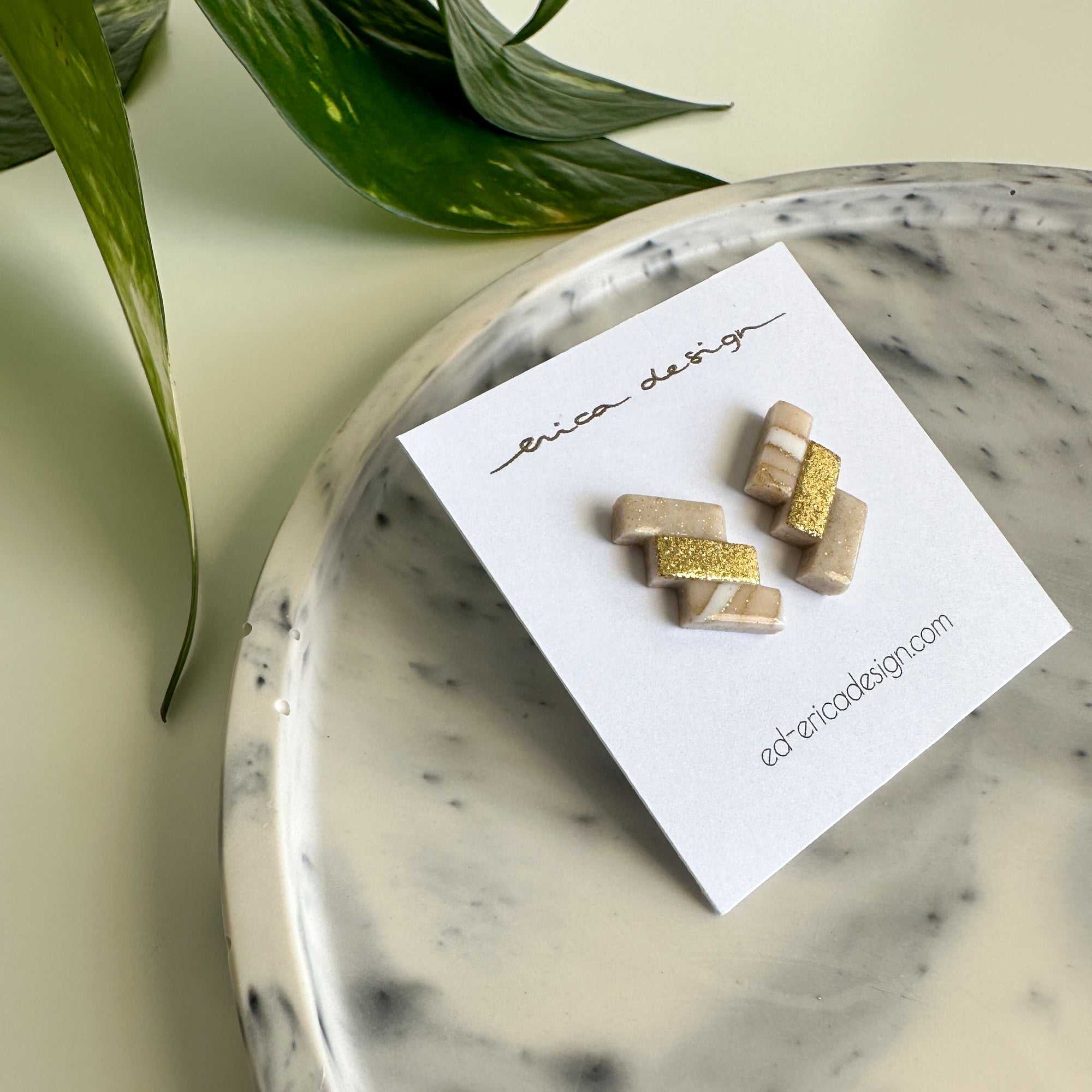 summertime marble | powdery gold | limited