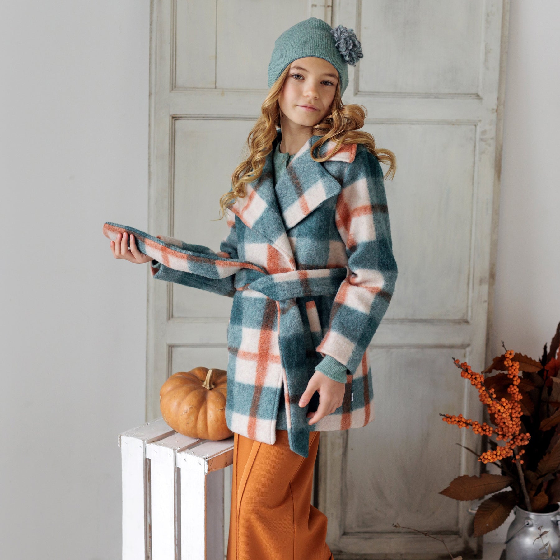 CAPPOTTO A QUADRI CON CINTURA