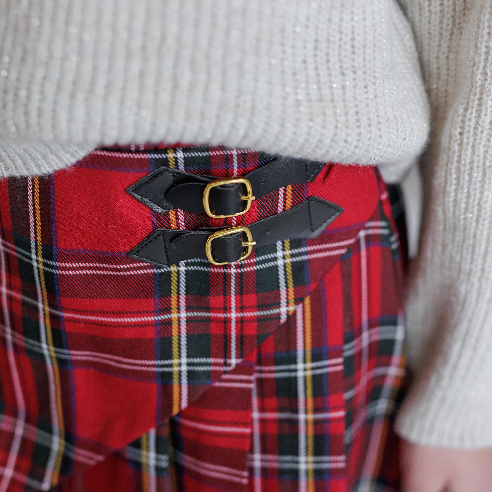 CHECK PATTERN SKIRT WITH BUCKLES