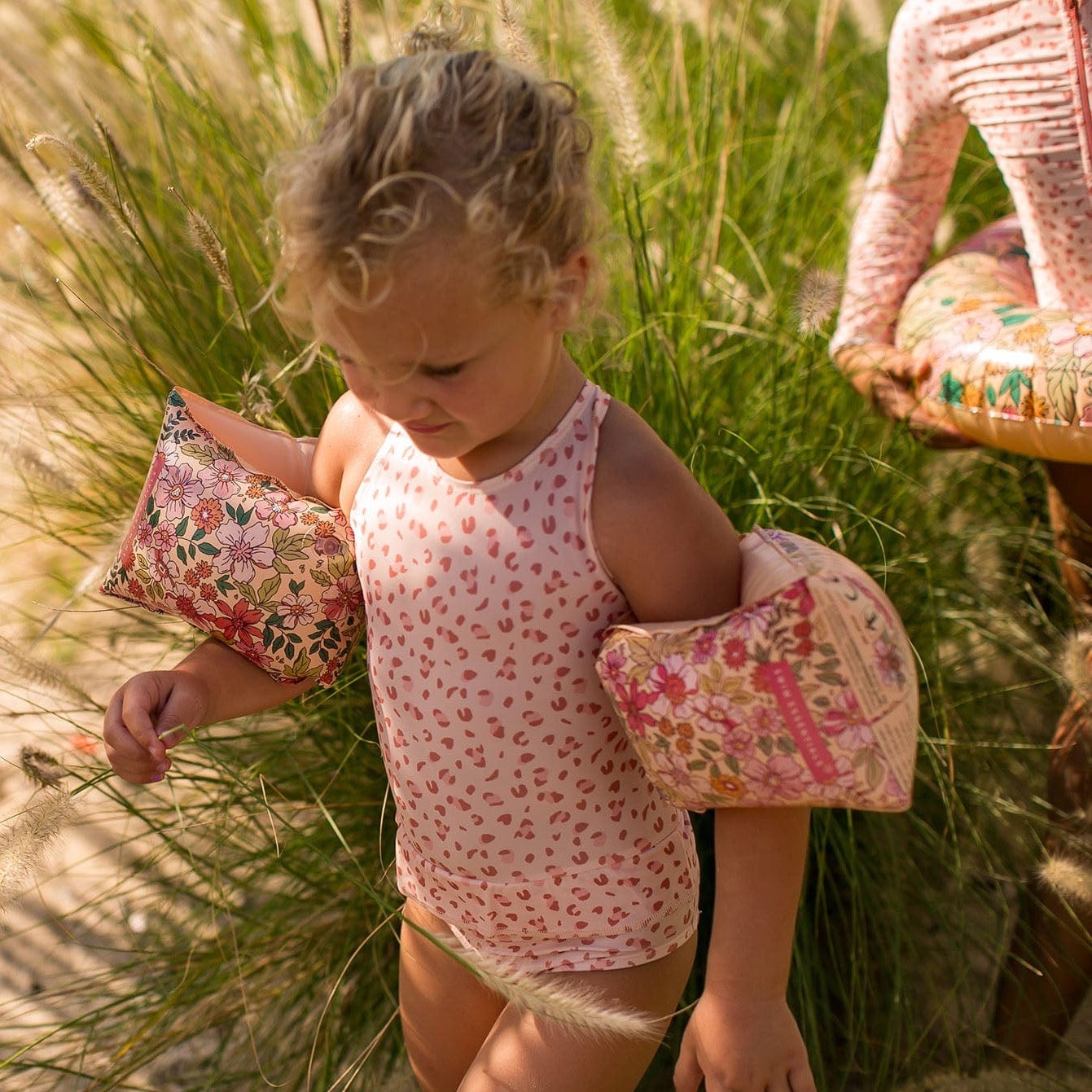 zwembandjes-0-2-jaar-blossom-swim-essentials-6